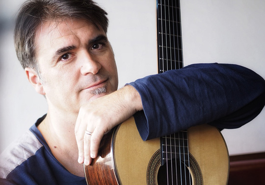 Rafael Serrallet, guitarra